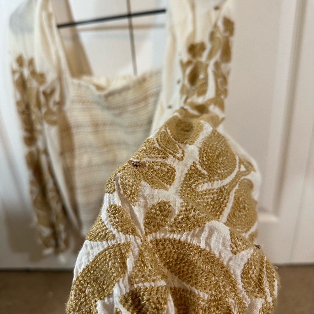 Anthropologie white Womens blouse, with tan embroidery and small brown sequins - Picture 9 of 9